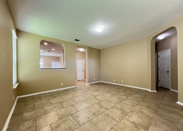 rental at 9023  Quihi Way in San Antonio, TX — photo 4