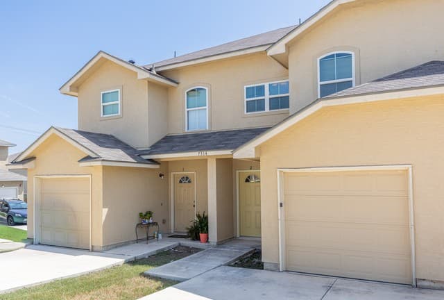 rental at 7314  Colina Way Unit 2 in Converse, TX — photo 2
