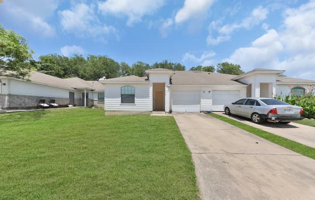 rental at 13020  Oconnor Cv in San Antonio, TX — photo 2