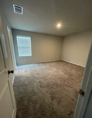 rental at 6414  Ignacio in San Antonio, TX — photo 3