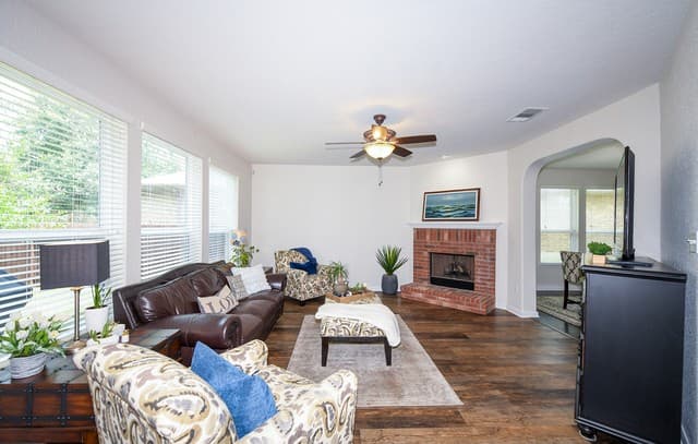 rental at 23815  Misty peak in San Antonio, TX — photo 4