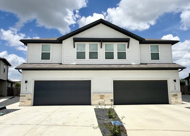 rental at 141  Nespral Dr. in San Antonio, TX — photo 2