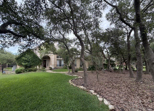 rental at 7537  Steeple in San Antonio, TX — photo 3