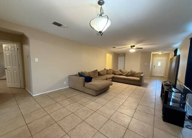rental at 6011  Valparaiso Way in San Antonio, TX — photo 1