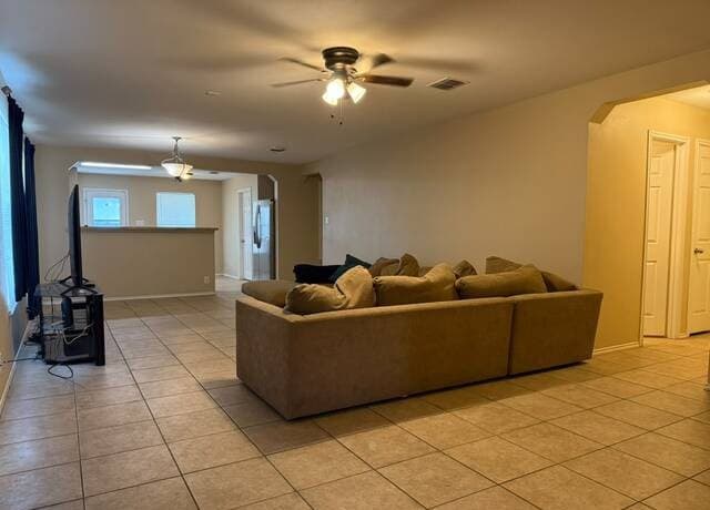 rental at 6011  Valparaiso Way in San Antonio, TX — photo 2