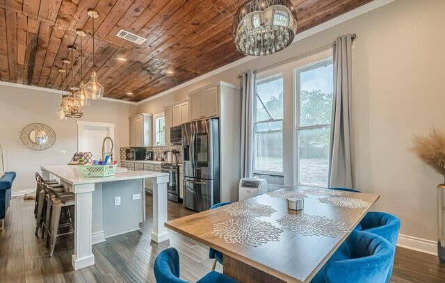 rental at 1022  Nolan in San Antonio, TX — photo 2