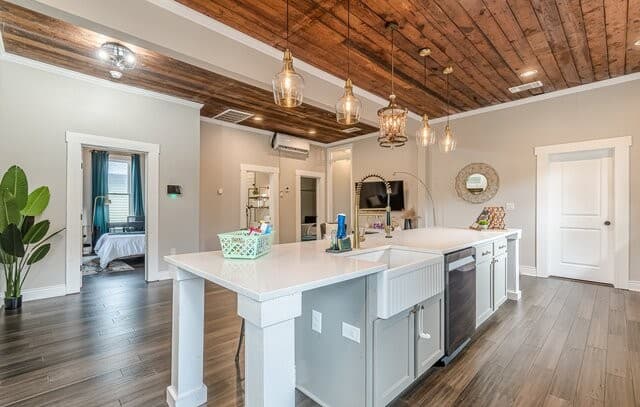 rental at 1022  Nolan in San Antonio, TX — photo 3