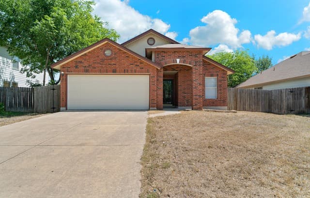 rental at 9643 Arcadia Crk in San Antonio TX