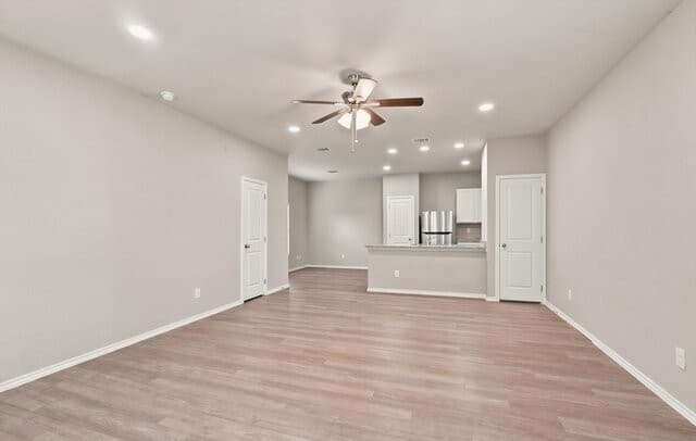 rental at 7226  Briar Pl Unit 102 in San Antonio, TX — photo 2