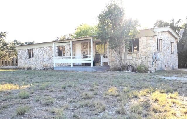 rental at 1884  Live Oak in Canyon Lake TX