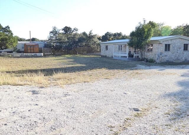 rental at 1884  Live Oak in Canyon Lake, TX — photo 3