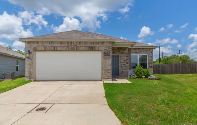 rental at 7627  Apex Landing in San Antonio TX