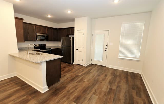 rental at 7625  Agave Bnd Unit 102 in San Antonio, TX — photo 2