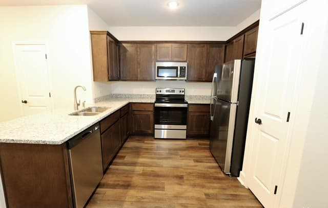 rental at 7625  Agave Bnd Unit 102 in San Antonio, TX — photo 3