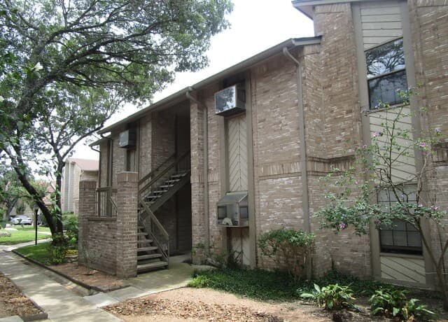 2-bedroom rental at 12446 Starcrest Dr Unit 108 in San Antonio, TX — photo 1