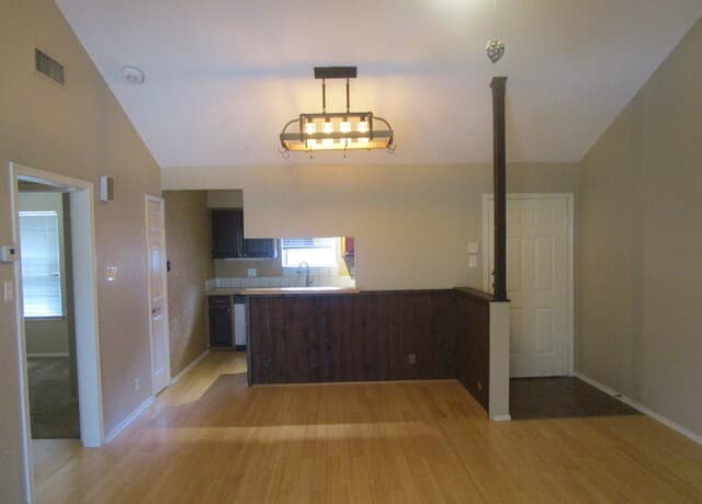2-bedroom rental at 12446 Starcrest Dr Unit 108 in San Antonio, TX — photo 5