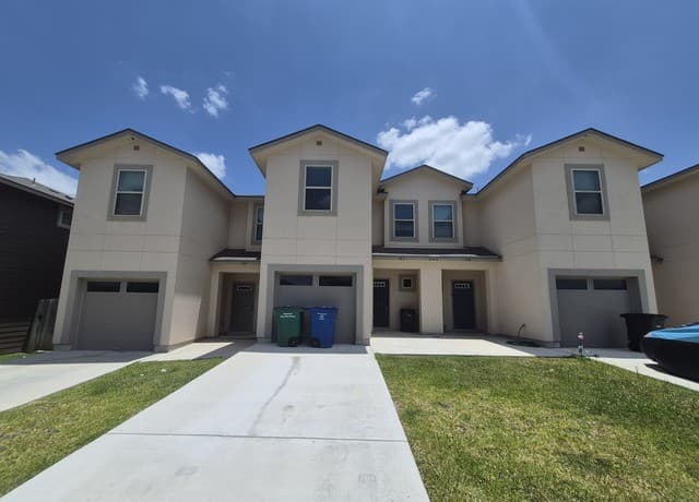 rental at 6406  Marcel Way Unit 103 in San Antonio, TX — photo 1