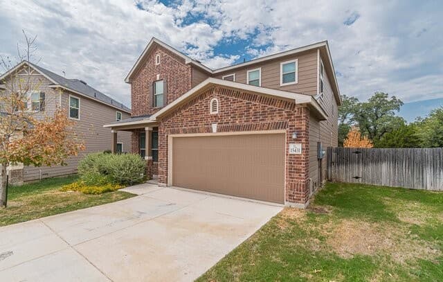 rental at 15431  Daystar Pass in San Antonio, TX — photo 1