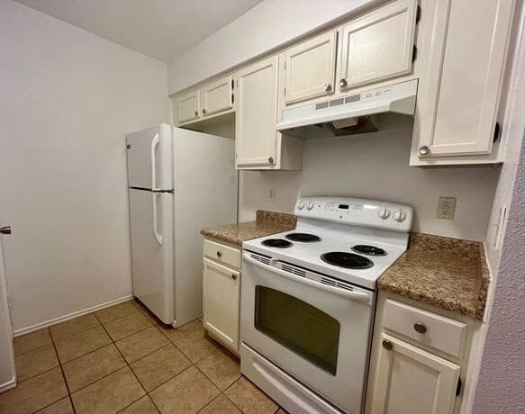 rental at 810  Station St Unit 2 in Converse, TX — photo 4