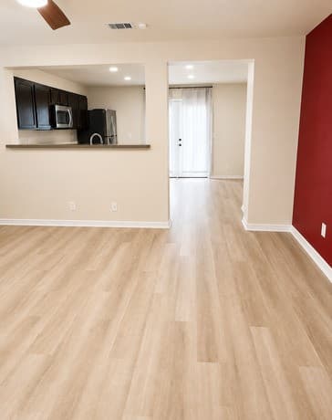 rental at 16122  Ambush Grv in San Antonio, TX — photo 2