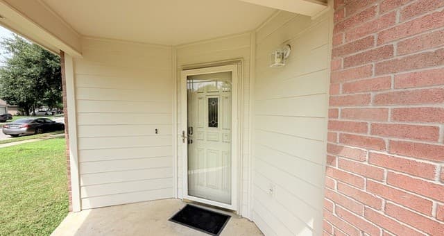 rental at 16511  Clydesdale RUN in Selma, TX — photo 4
