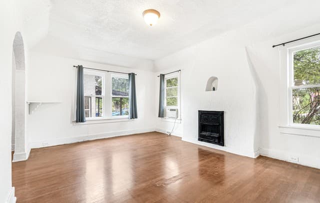 rental at 1434  Hicks Ave in San Antonio, TX — photo 4
