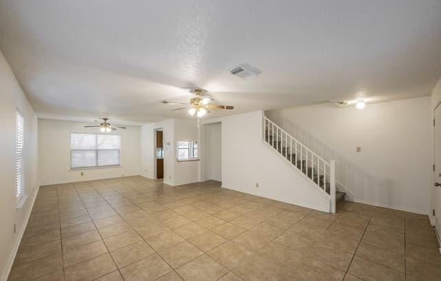 rental at 16009  Hickory Well Dr in San Antonio, TX — photo 3
