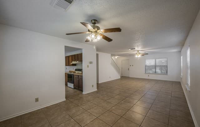 rental at 16009  Hickory Well Dr in San Antonio, TX — photo 4