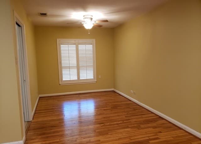 rental at 514  Adrian in San Antonio, TX — photo 3