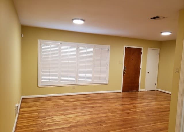 rental at 514  Adrian in San Antonio, TX — photo 4