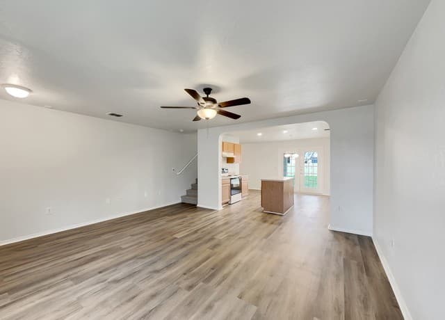 rental at 6010  Blossom Bnd in San Antonio, TX — photo 3
