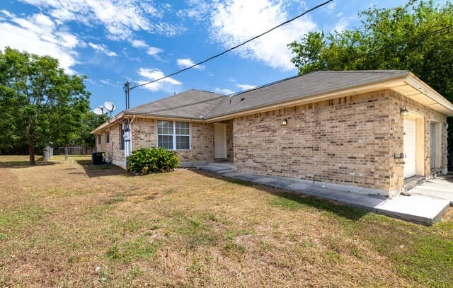 rental at 2740  Maple Tree Rd in New Braunfels, TX — photo 2