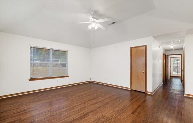 rental at 2740  Maple Tree Rd in New Braunfels, TX — photo 3