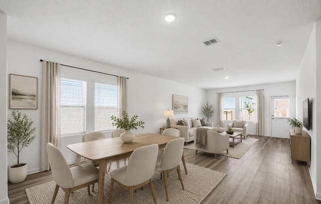 rental at 7536  Corral Summit in San Antonio, TX — photo 3