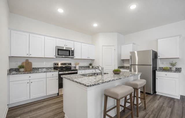 rental at 7536  Corral Summit in San Antonio, TX — photo 4
