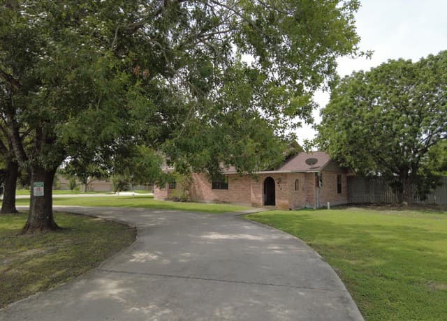 rental at 972  Barbarosa Rd in New Braunfels, TX — photo 2