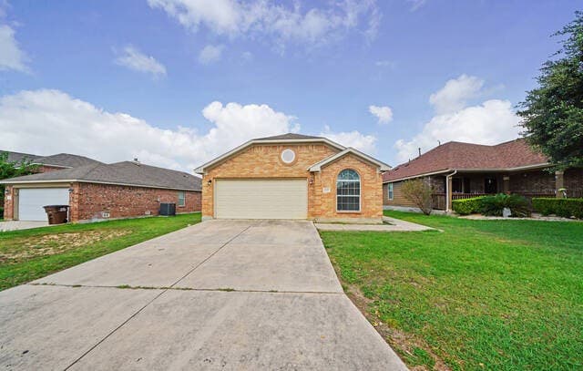 rental at 6527  Candleview Ct in San Antonio, TX — photo 2