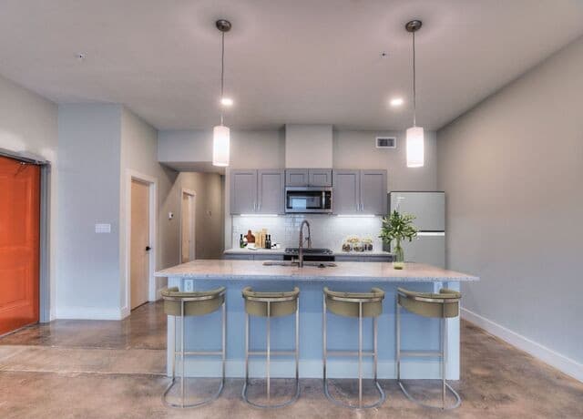 rental at 210 W Peden Unit 125 in San Antonio, TX — photo 1