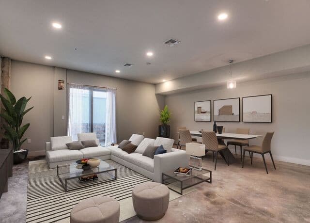 rental at 210 W Peden Unit 125 in San Antonio, TX — photo 2