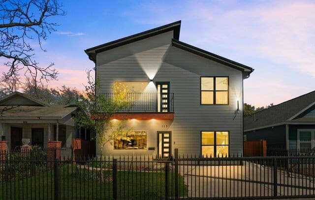 rental at 117  Carle Ave in San Antonio, TX — photo 1