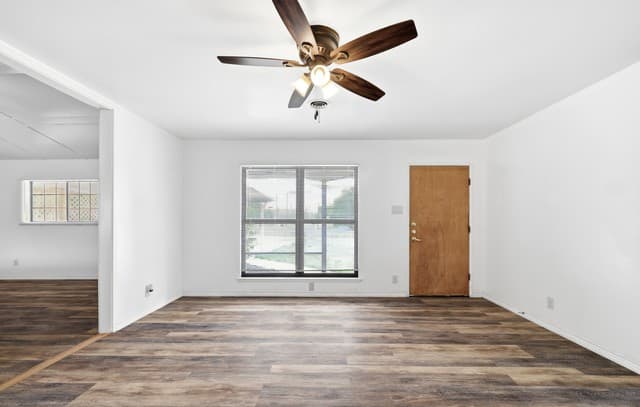 rental at 3602  Van Dyke Drive in San Antonio, TX — photo 3