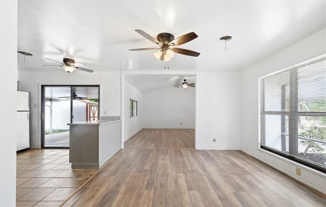 rental at 3602  Van Dyke Drive in San Antonio, TX — photo 4