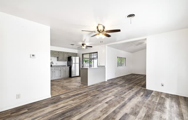 rental at 3602  Van Dyke Drive in San Antonio, TX — photo 5