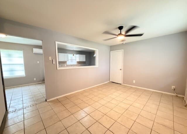 rental at 6206  Rose Vly in San Antonio, TX — photo 1