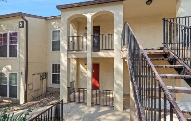 rental at 8702  Village Dr Unit 302 in San Antonio, TX — photo 2