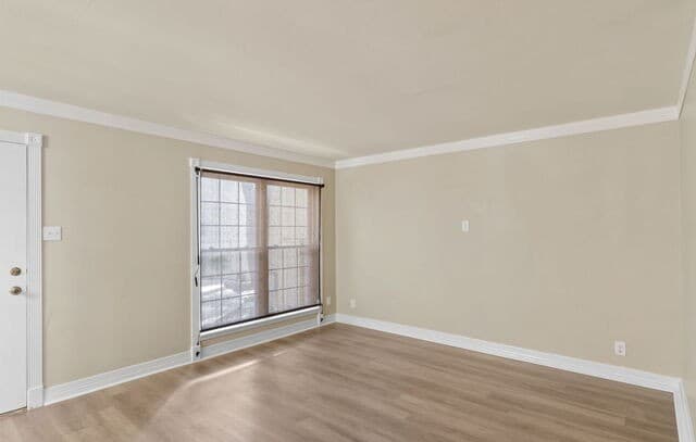 rental at 8702  Village Dr Unit 302 in San Antonio, TX — photo 5