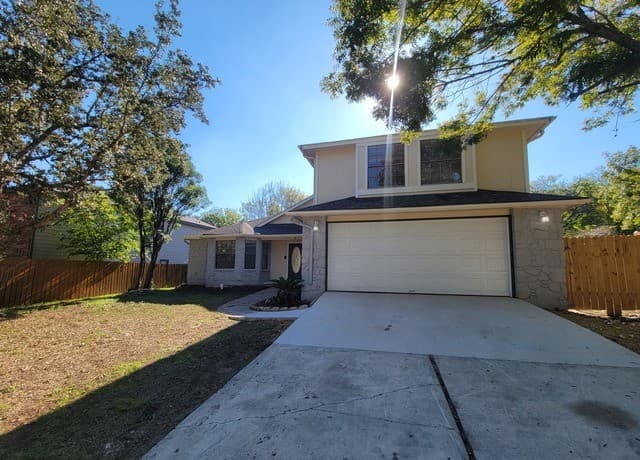 rental at 6810  Raintree Path in San Antonio, TX — photo 5