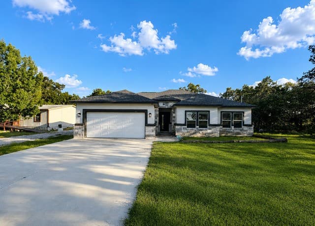 rental at 656  Fawn Drive in Spring Branch, TX — photo 1