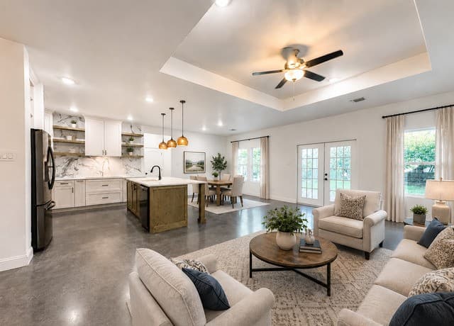 rental at 656  Fawn Drive in Spring Branch, TX — photo 3