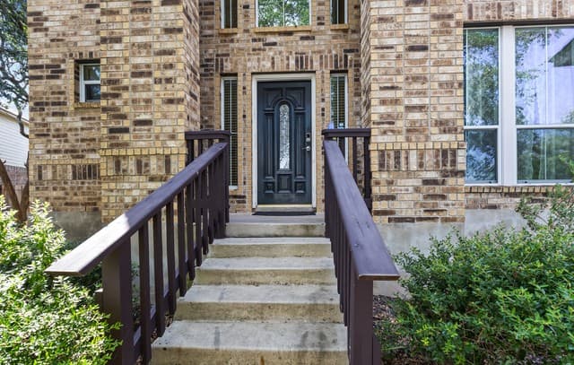 rental at 8506  Raton Way in Helotes, TX — photo 3